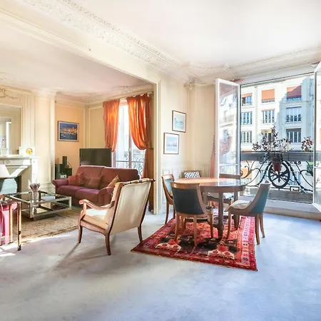 Le Laos - Tour Eiffel - Metro 6 Cambronne Apartment